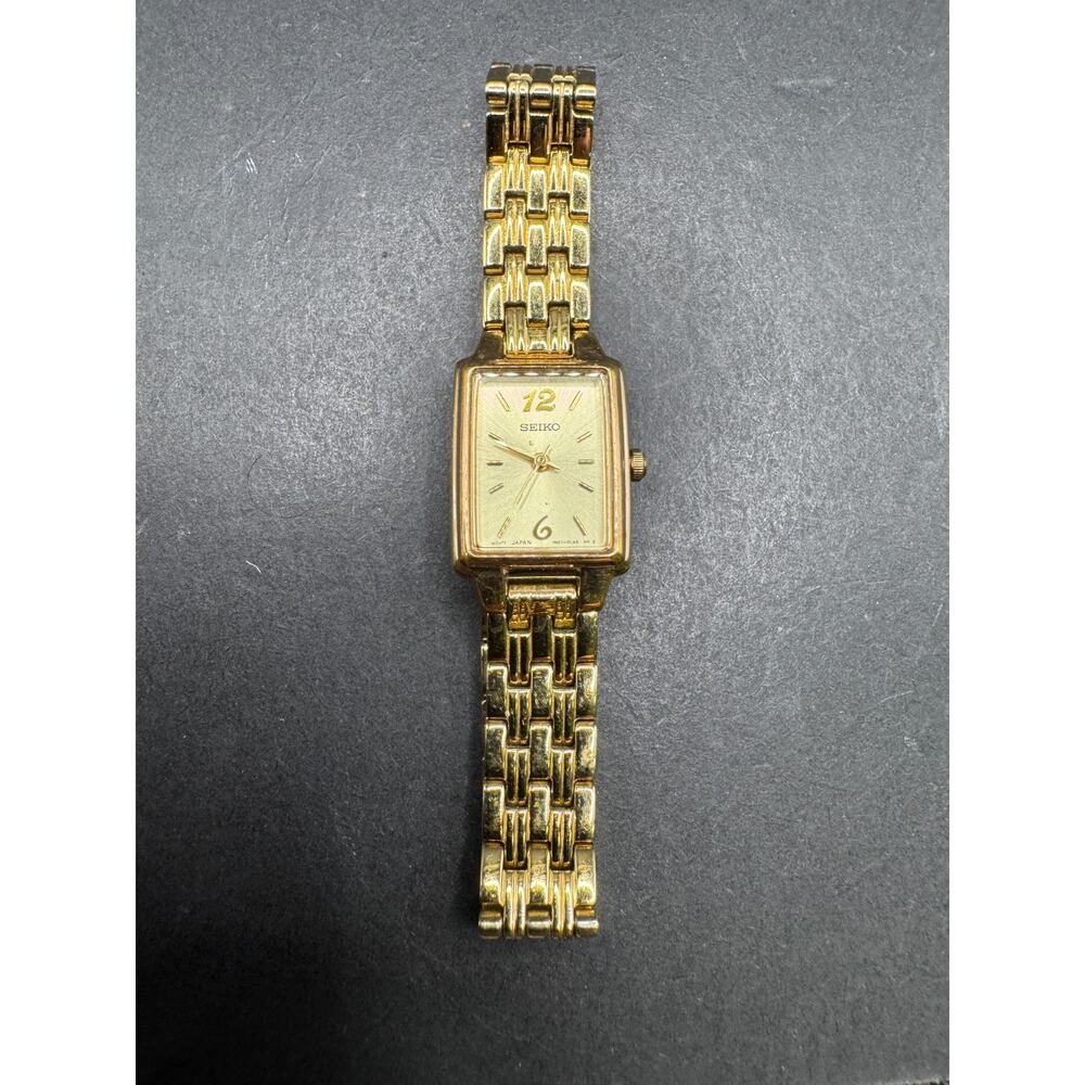 Seiko Tank Watch Women 16mm Champagne Dial Gold Tone Rectangle 1N01-0FH0 - Picture 3 of 8